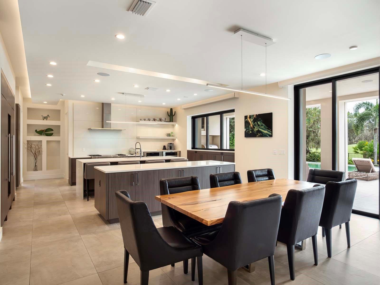 Image 17 of 52 For 9420 Thurloe Place