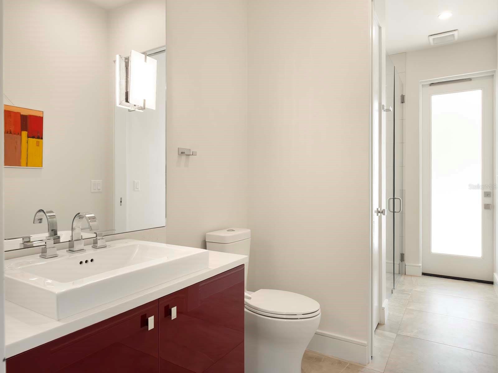 Image 22 of 52 For 9420 Thurloe Place