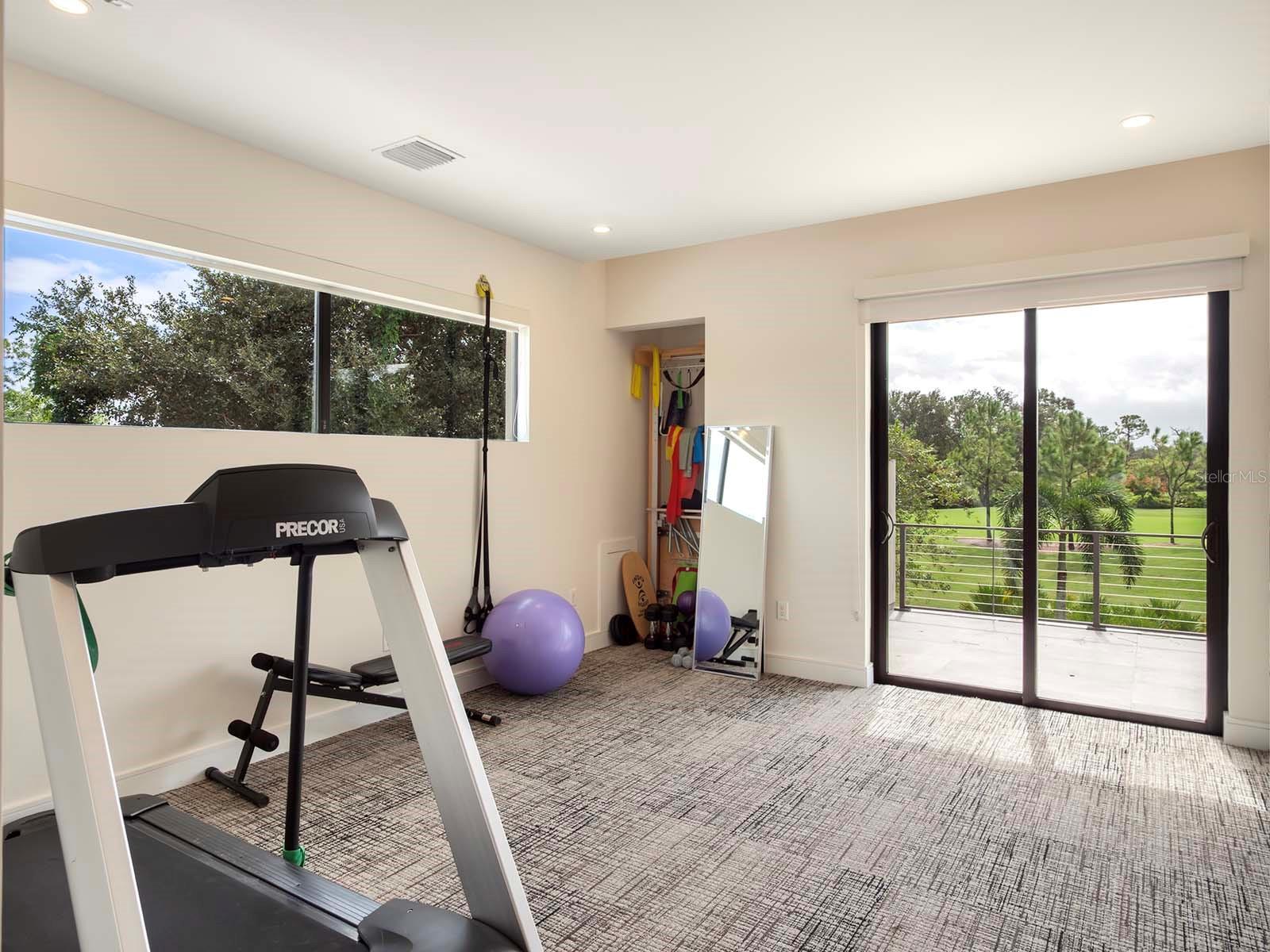 Image 34 of 52 For 9420 Thurloe Place