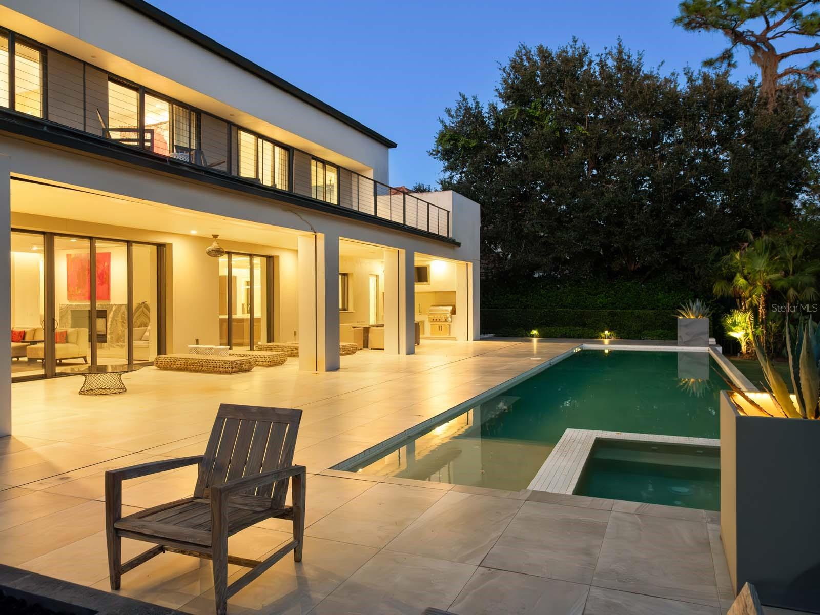 Image 44 of 52 For 9420 Thurloe Place