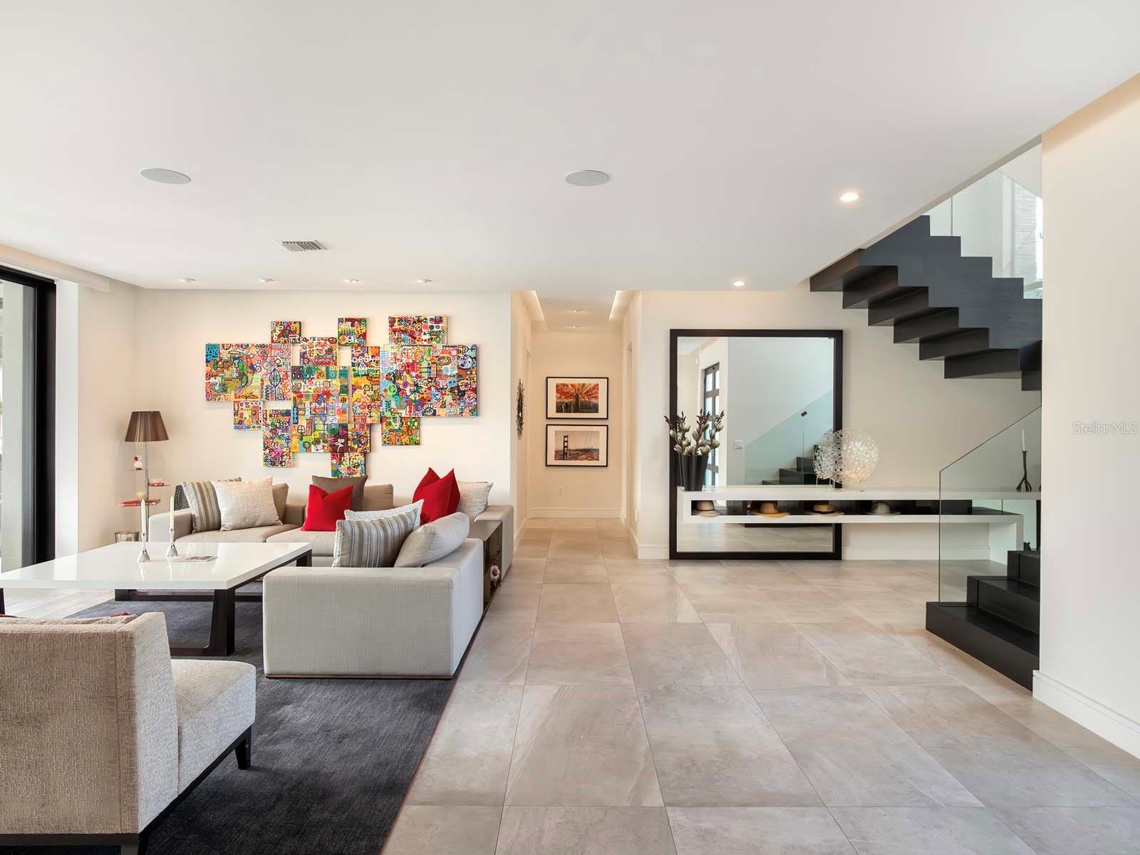 Image 5 of 52 For 9420 Thurloe Place