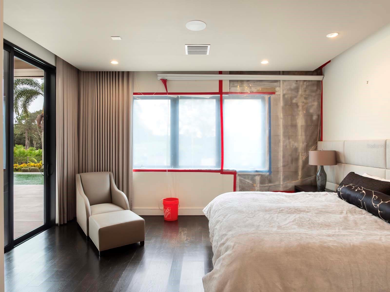 Image 7 of 52 For 9420 Thurloe Place