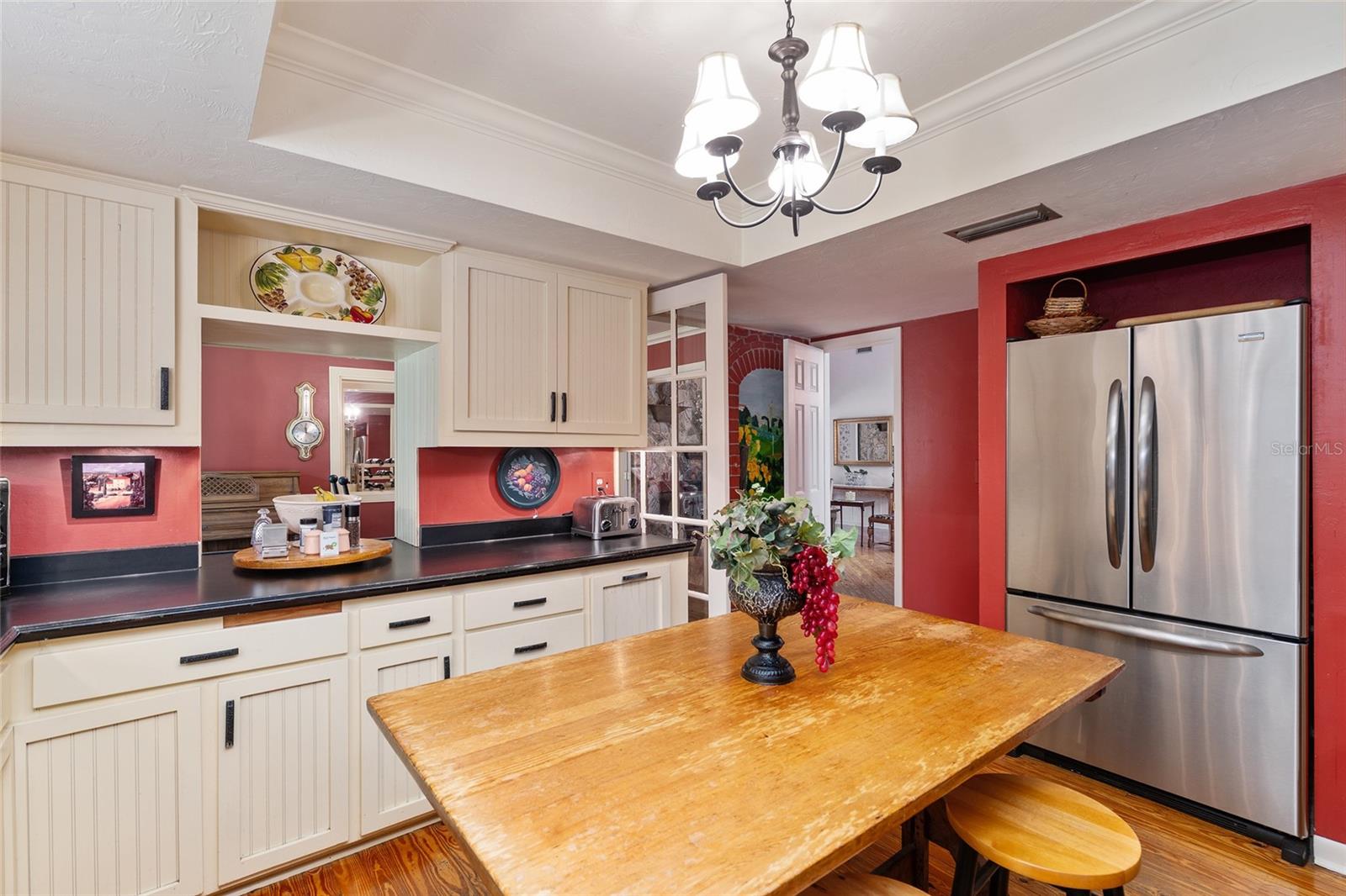 Image 29 of 77 For 11427 10th Terrace