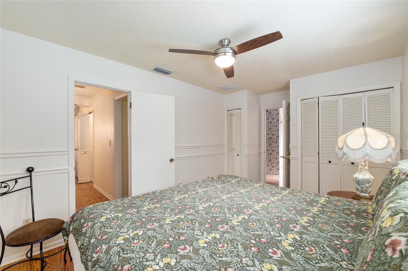 Image 47 of 77 For 11427 10th Terrace