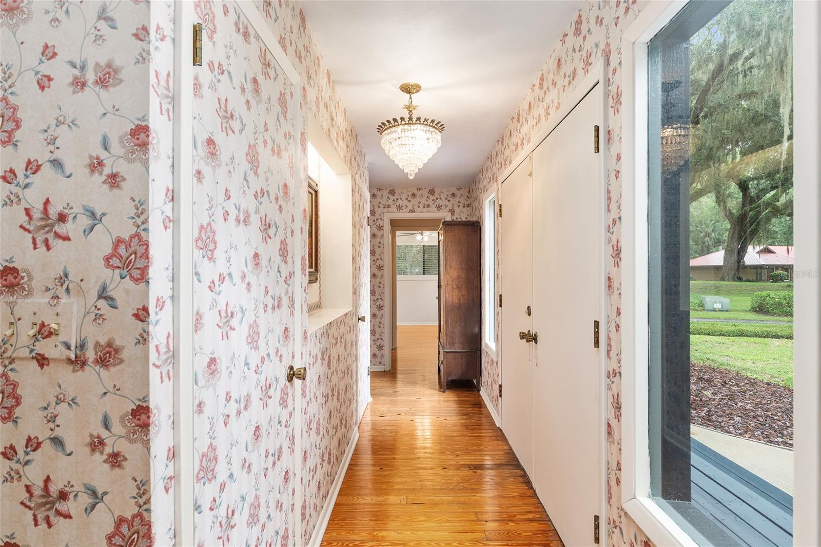 Image 5 of 77 For 11427 10th Terrace