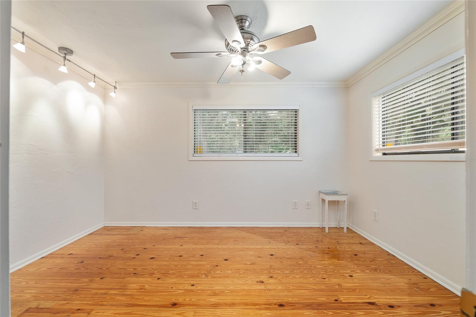 Image 51 of 77 For 11427 10th Terrace