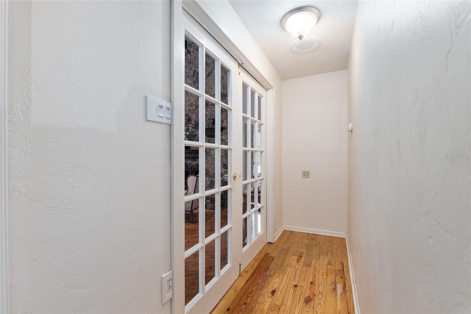 Image 56 of 77 For 11427 10th Terrace