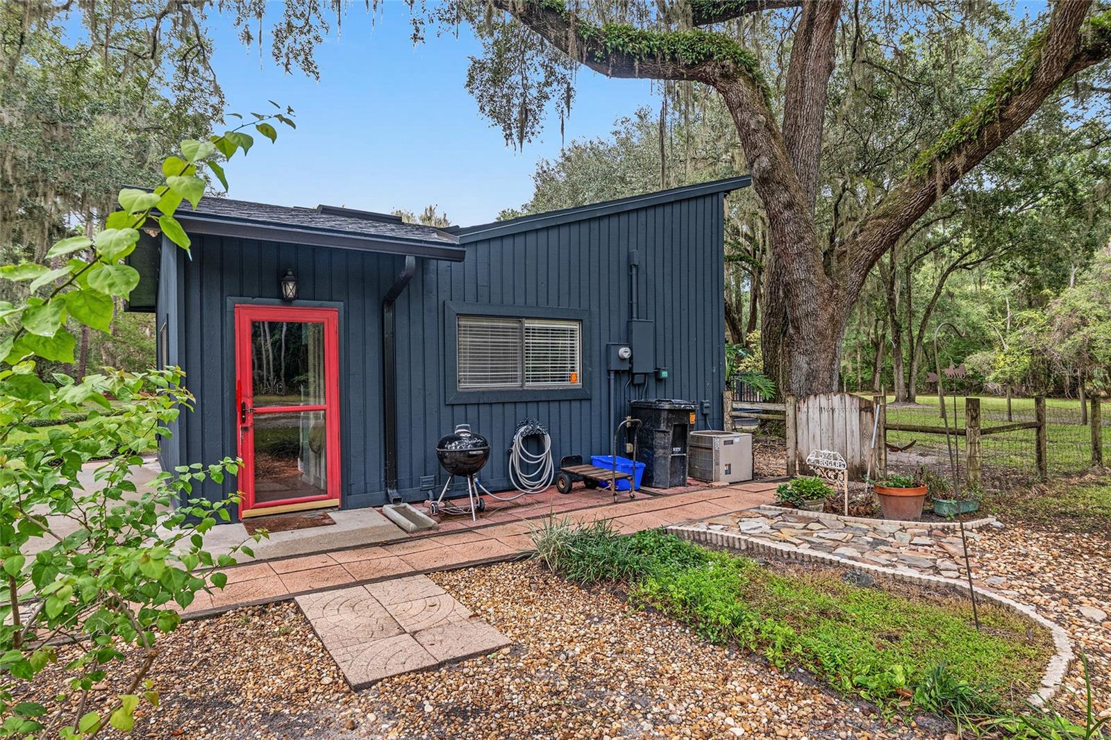 Image 71 of 77 For 11427 10th Terrace