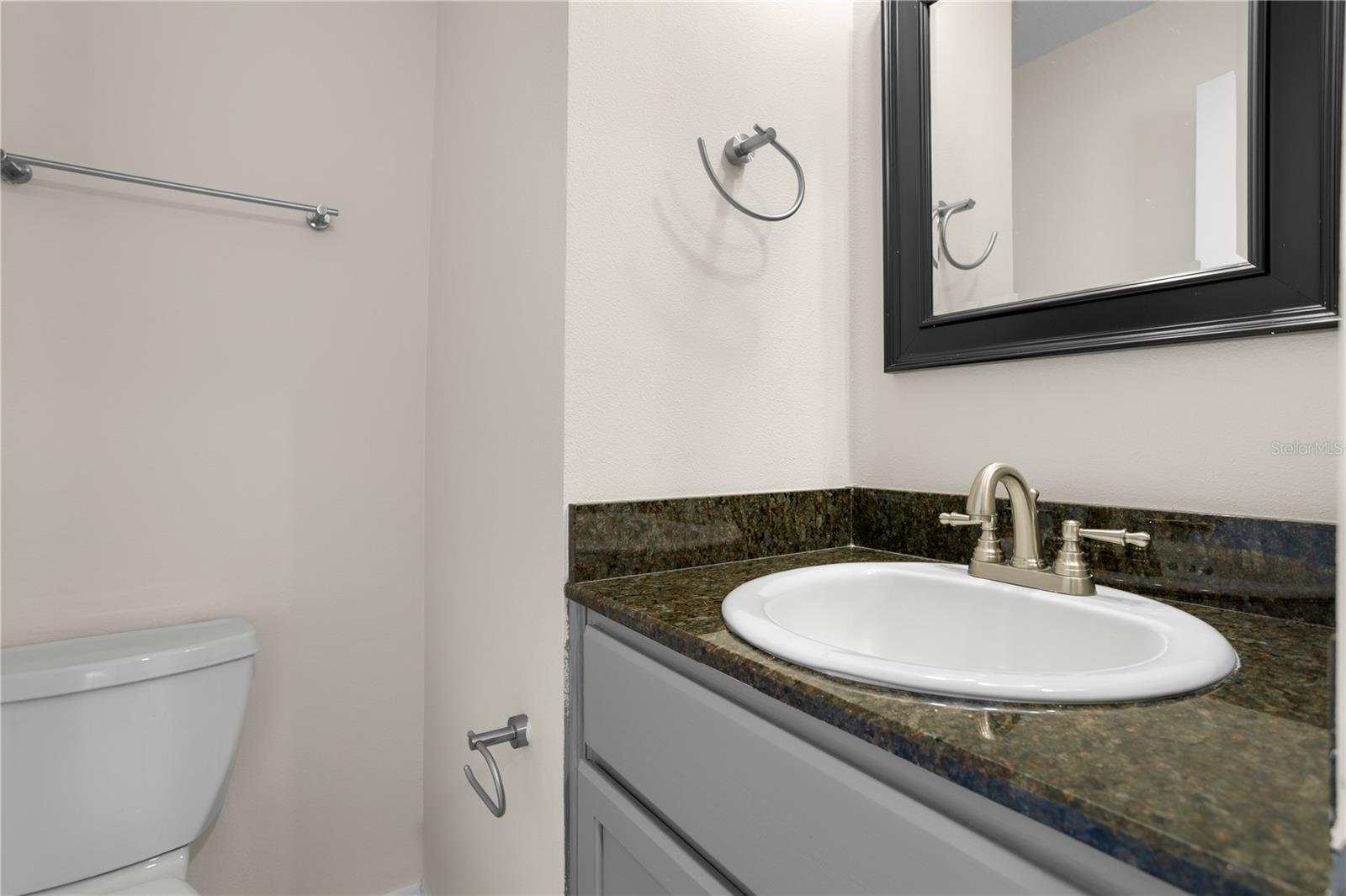 Image 11 of 25 For 7337 Cedar Creek Court 75