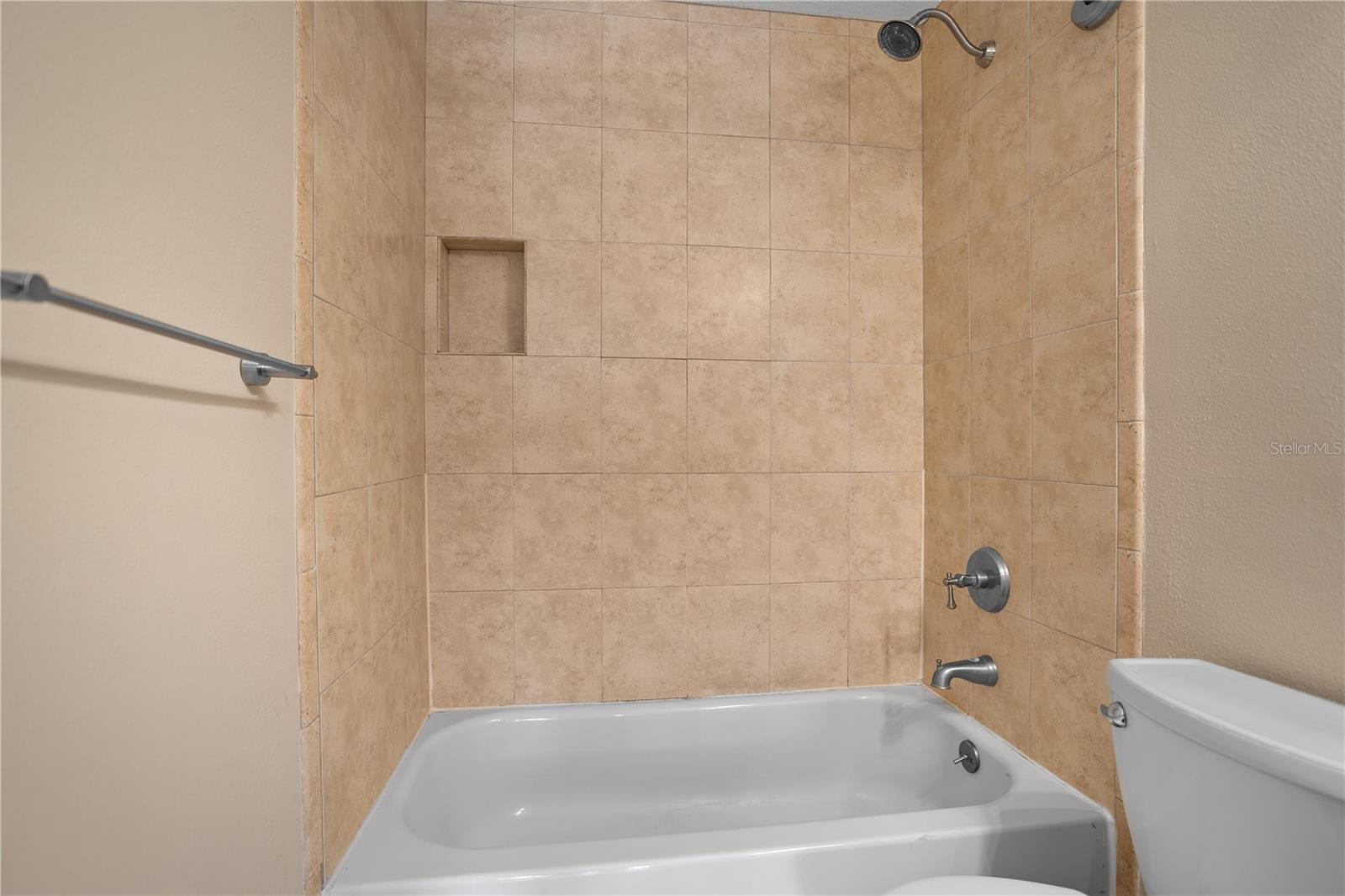 Image 20 of 25 For 7337 Cedar Creek Court 75