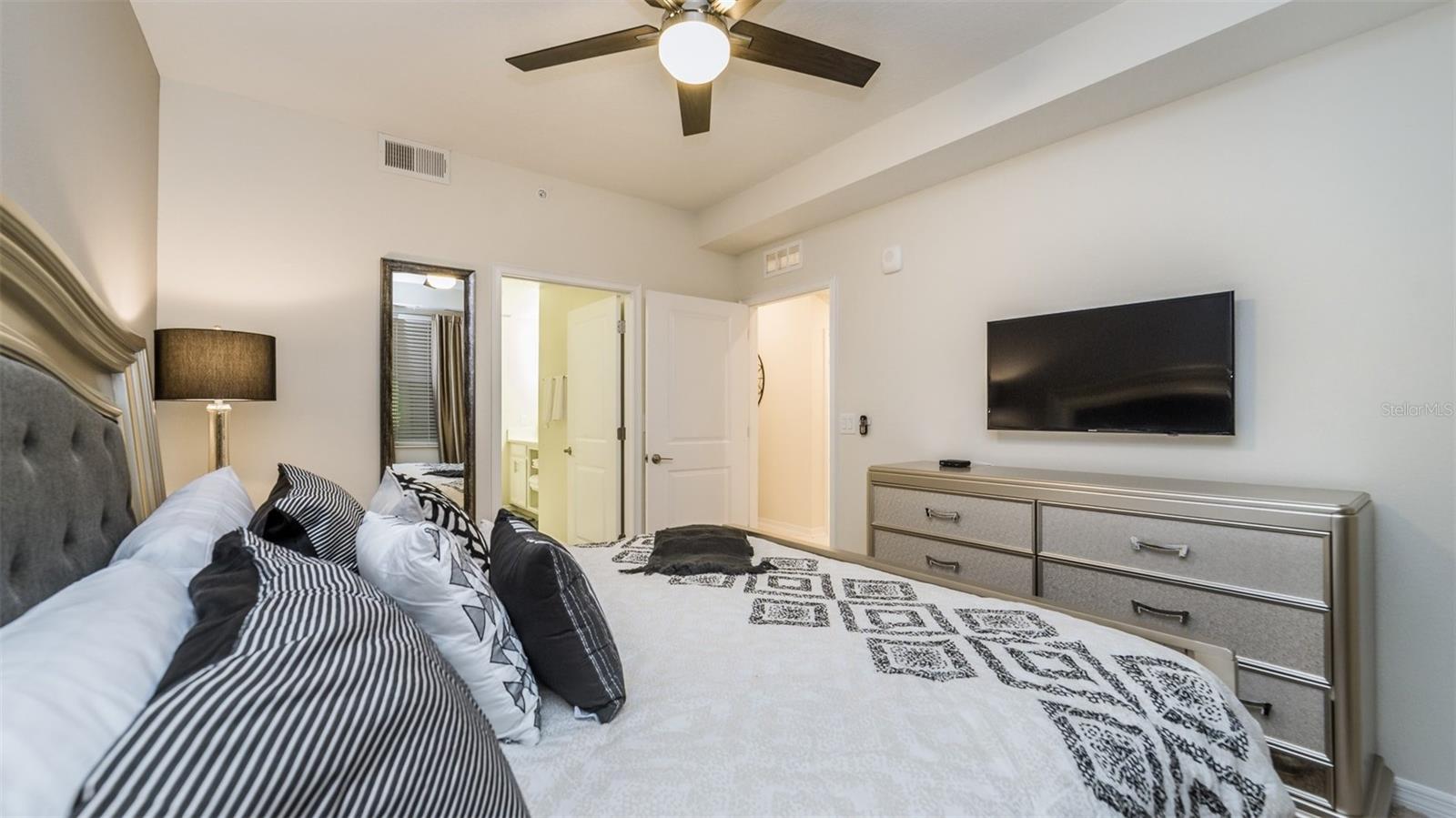 Image 12 of 27 For 4741 Clock Tower Drive 102