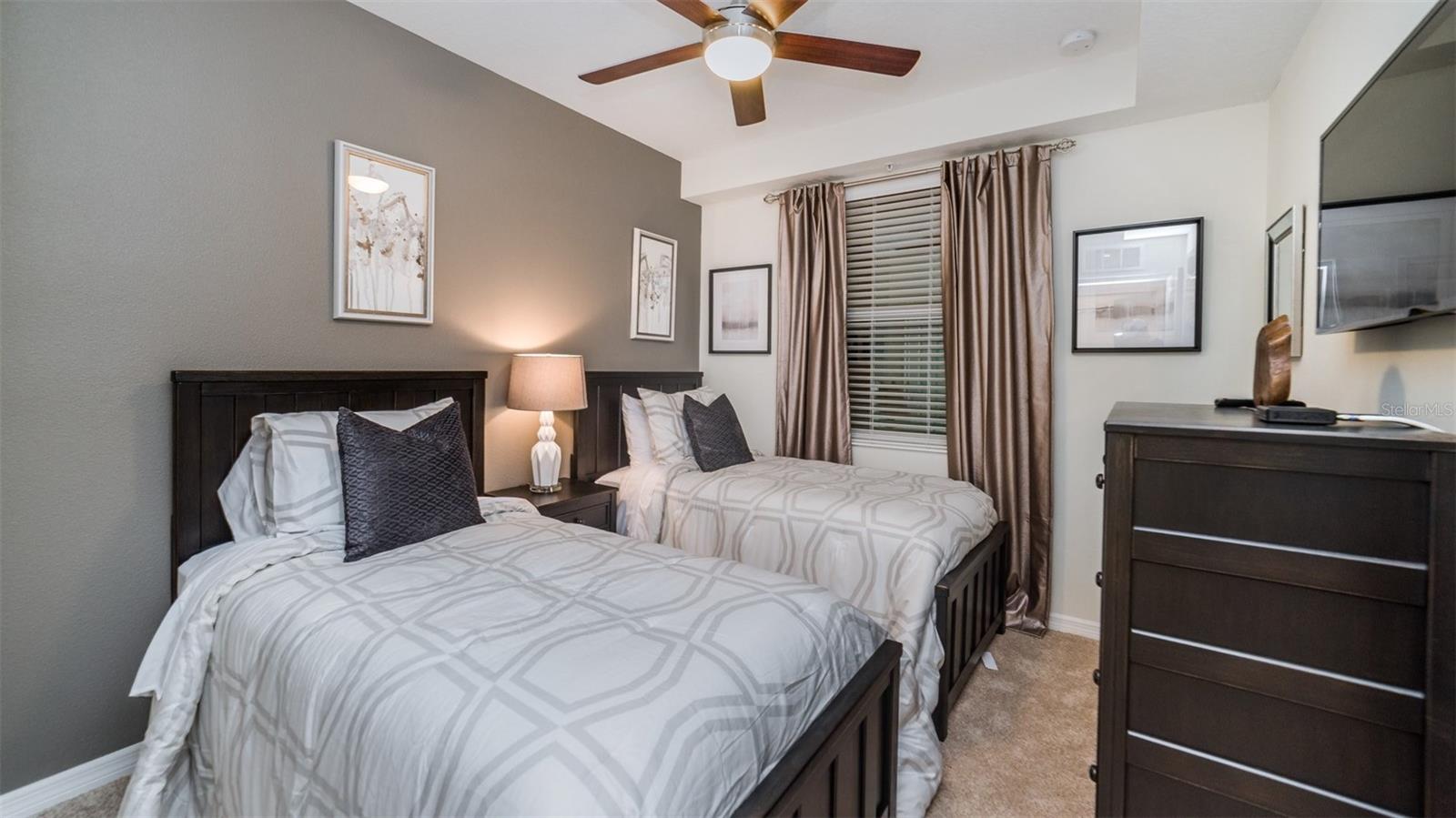 Image 16 of 27 For 4741 Clock Tower Drive 102