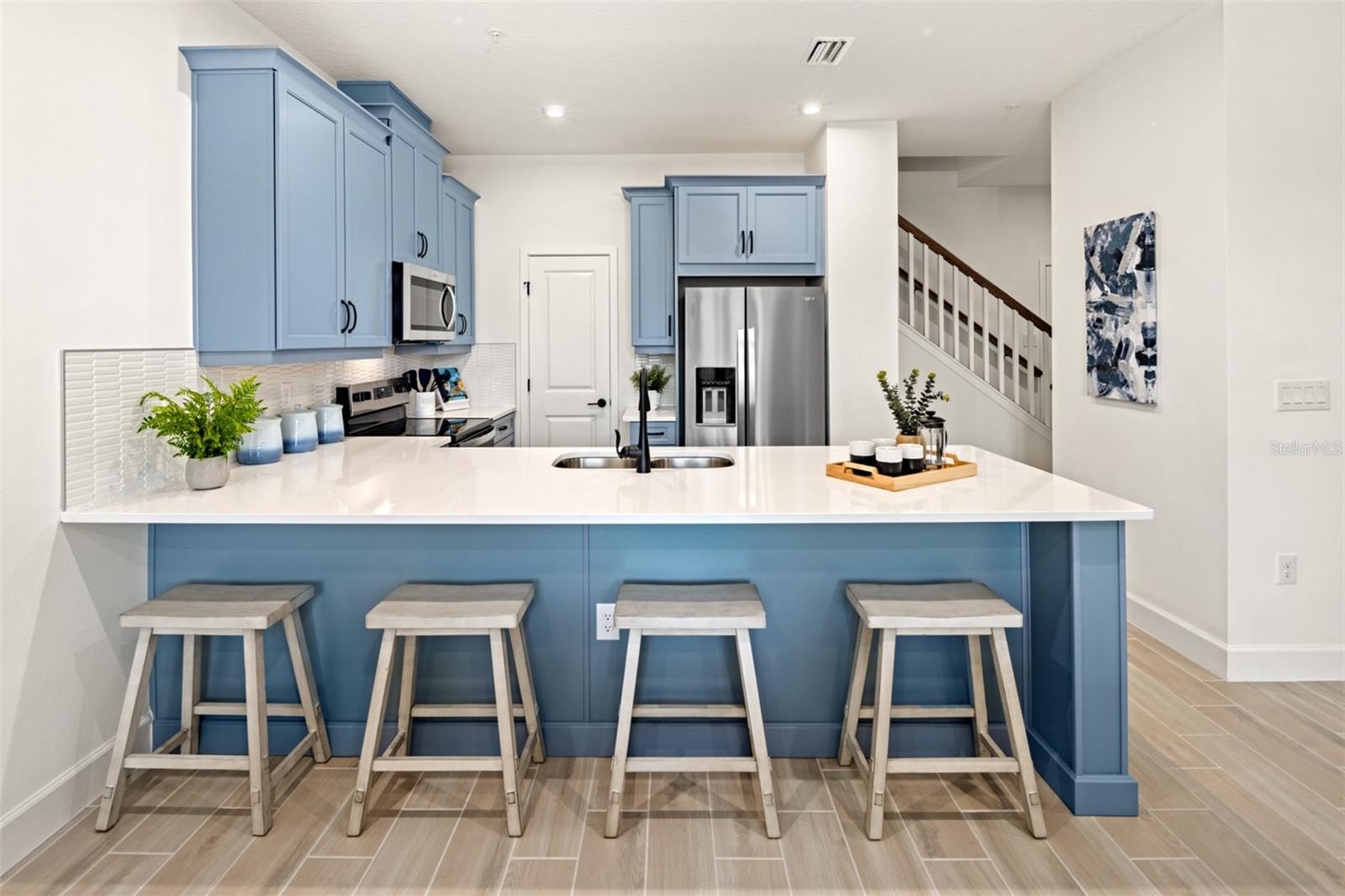 Image 3 of 17 For 3240 Gardenia Reserve Street