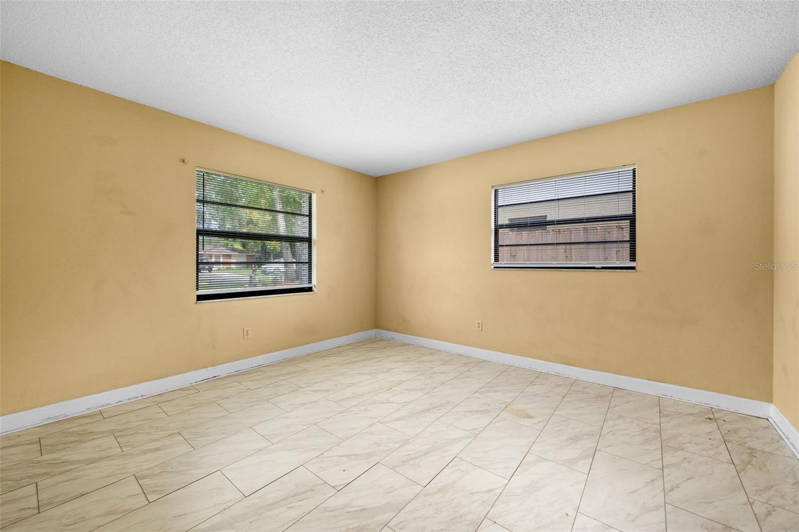 Image 10 of 41 For 2528 Canterclub Trail