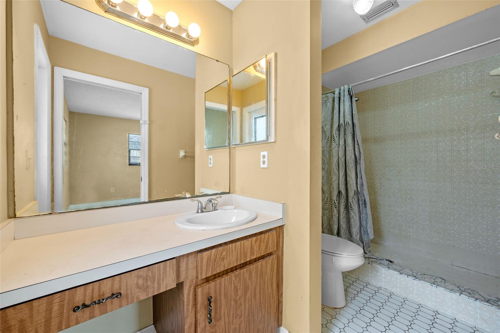 Image 12 of 41 For 2528 Canterclub Trail