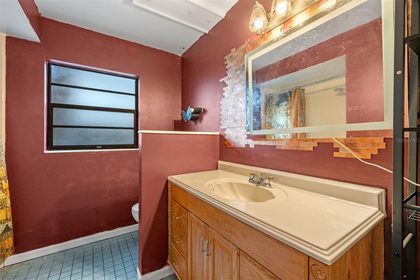 Image 15 of 41 For 2528 Canterclub Trail