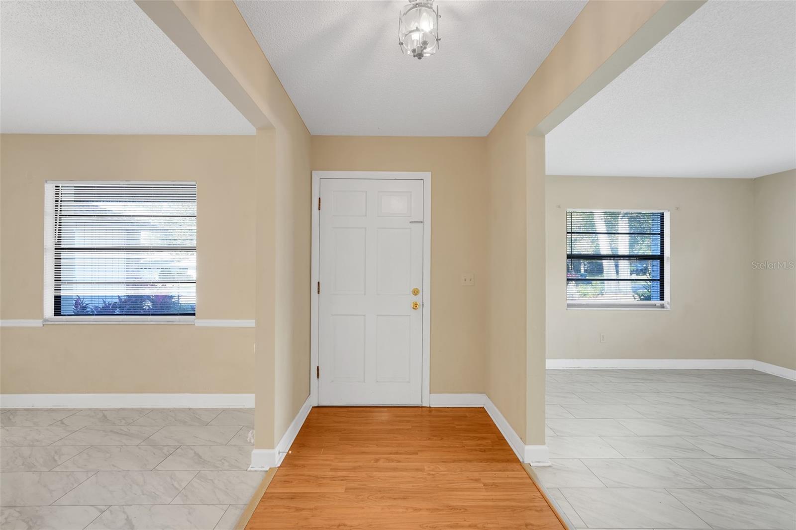 Image 28 of 41 For 2528 Canterclub Trail