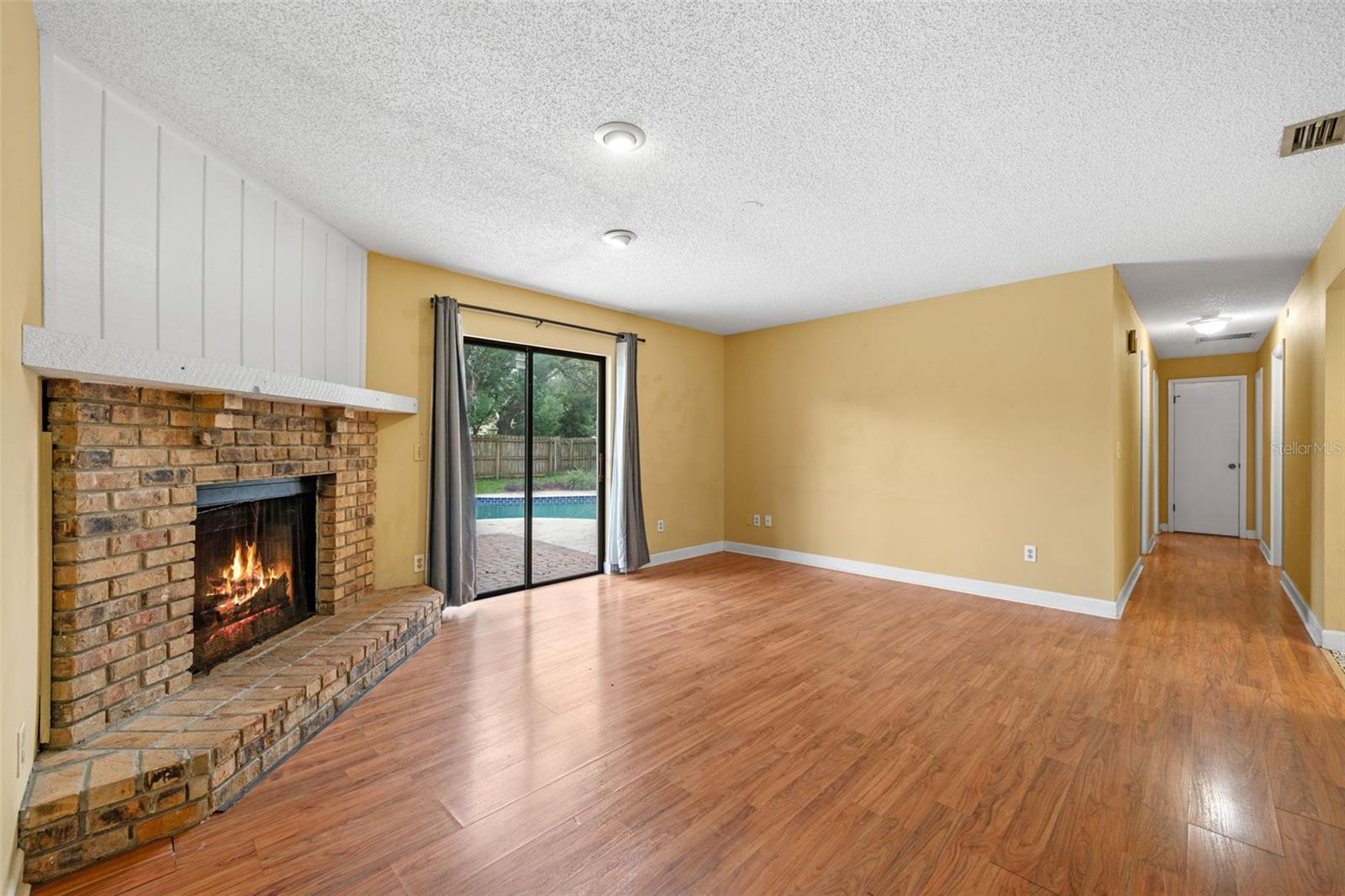 Image 6 of 41 For 2528 Canterclub Trail