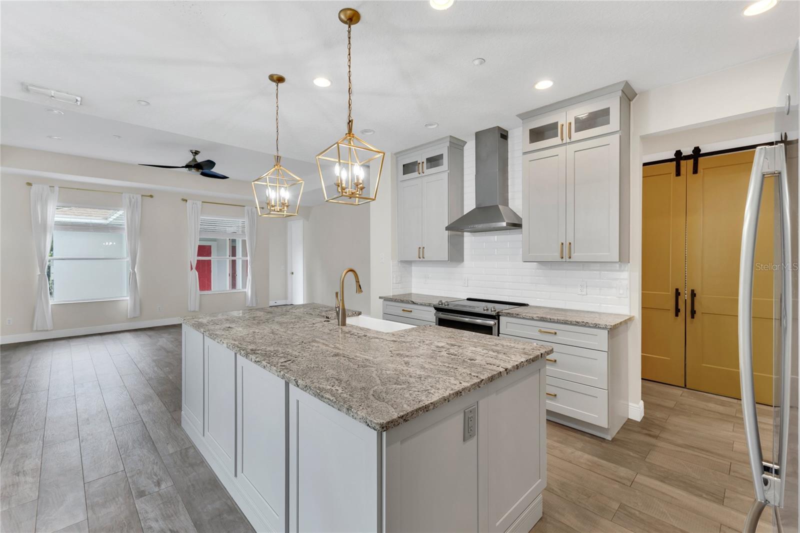 Image 10 of 43 For 10117 Sweetleaf Street