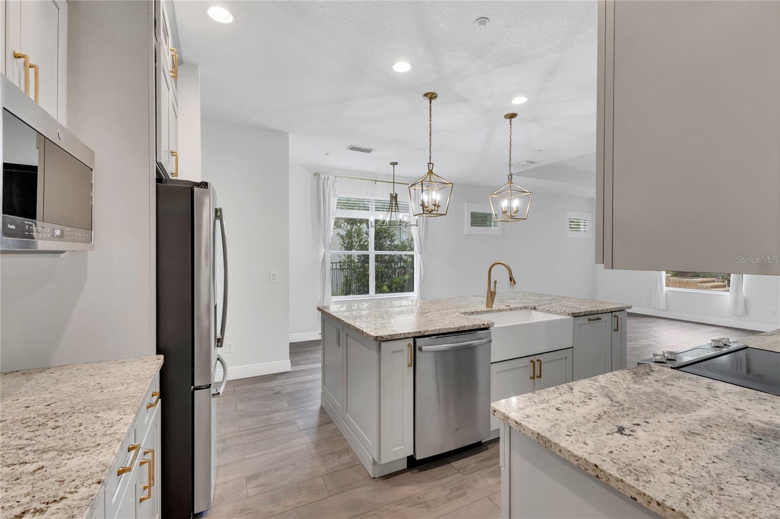 Image 13 of 43 For 10117 Sweetleaf Street