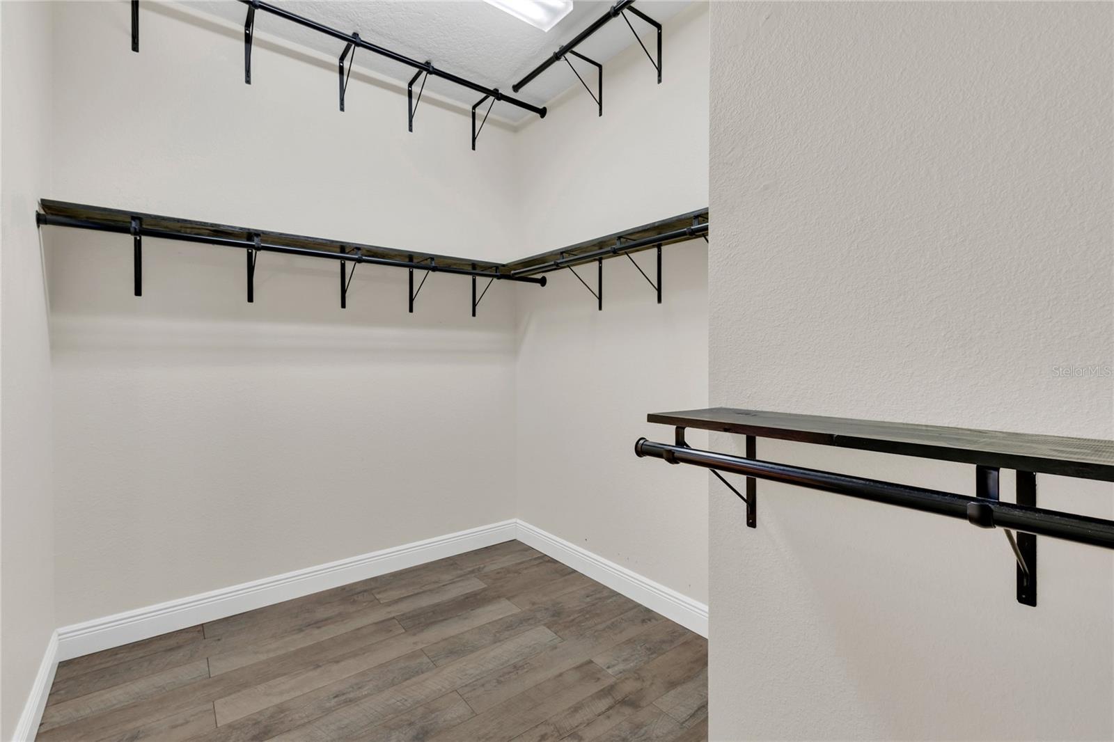 Image 16 of 43 For 10117 Sweetleaf Street
