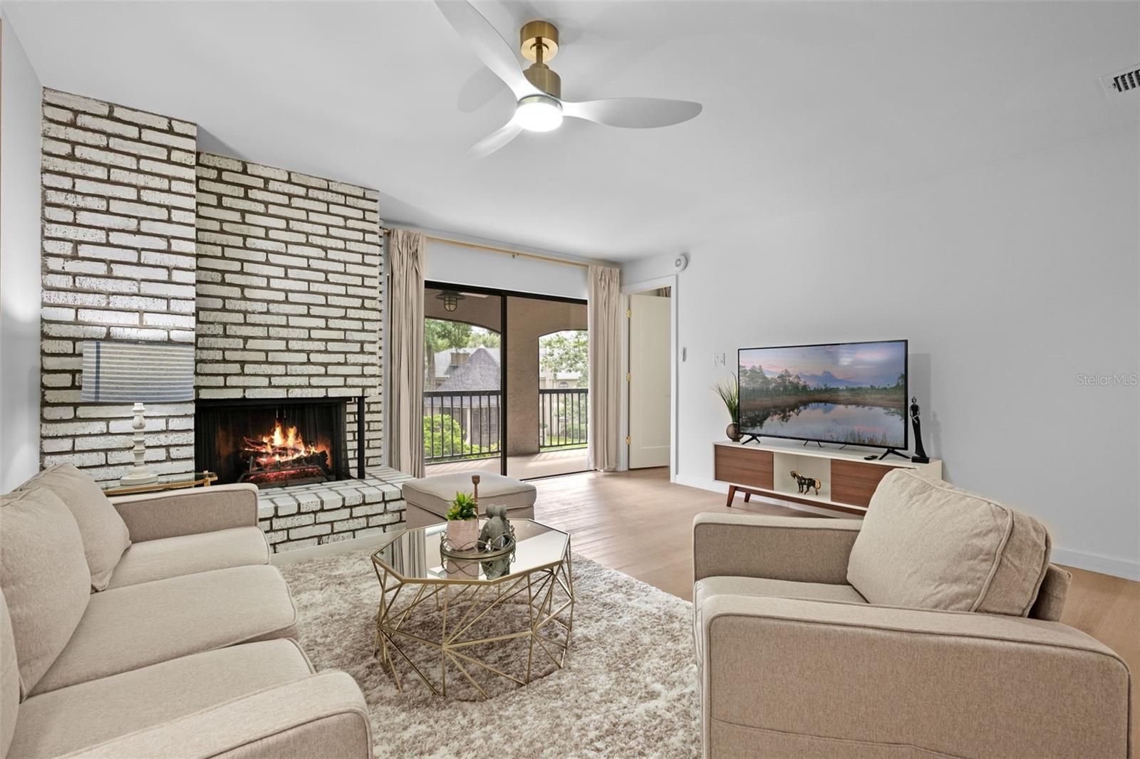 Image 10 of 40 For 1055 Kensington Park Drive 205