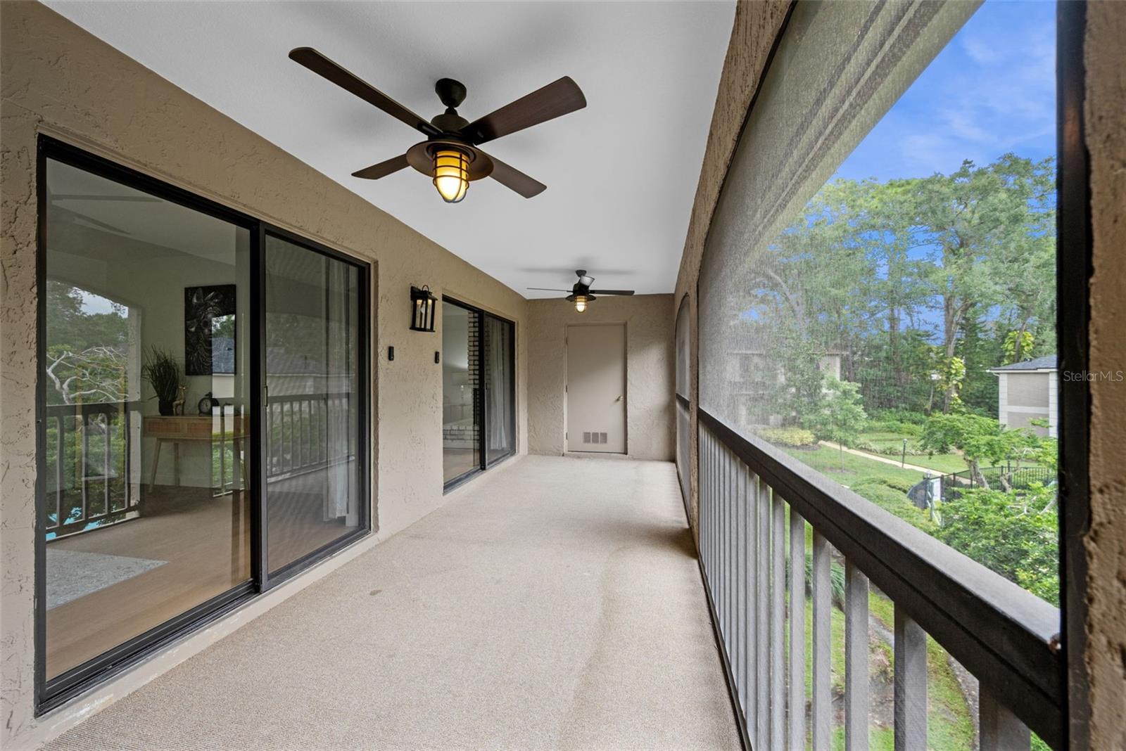 Image 19 of 40 For 1055 Kensington Park Drive 205