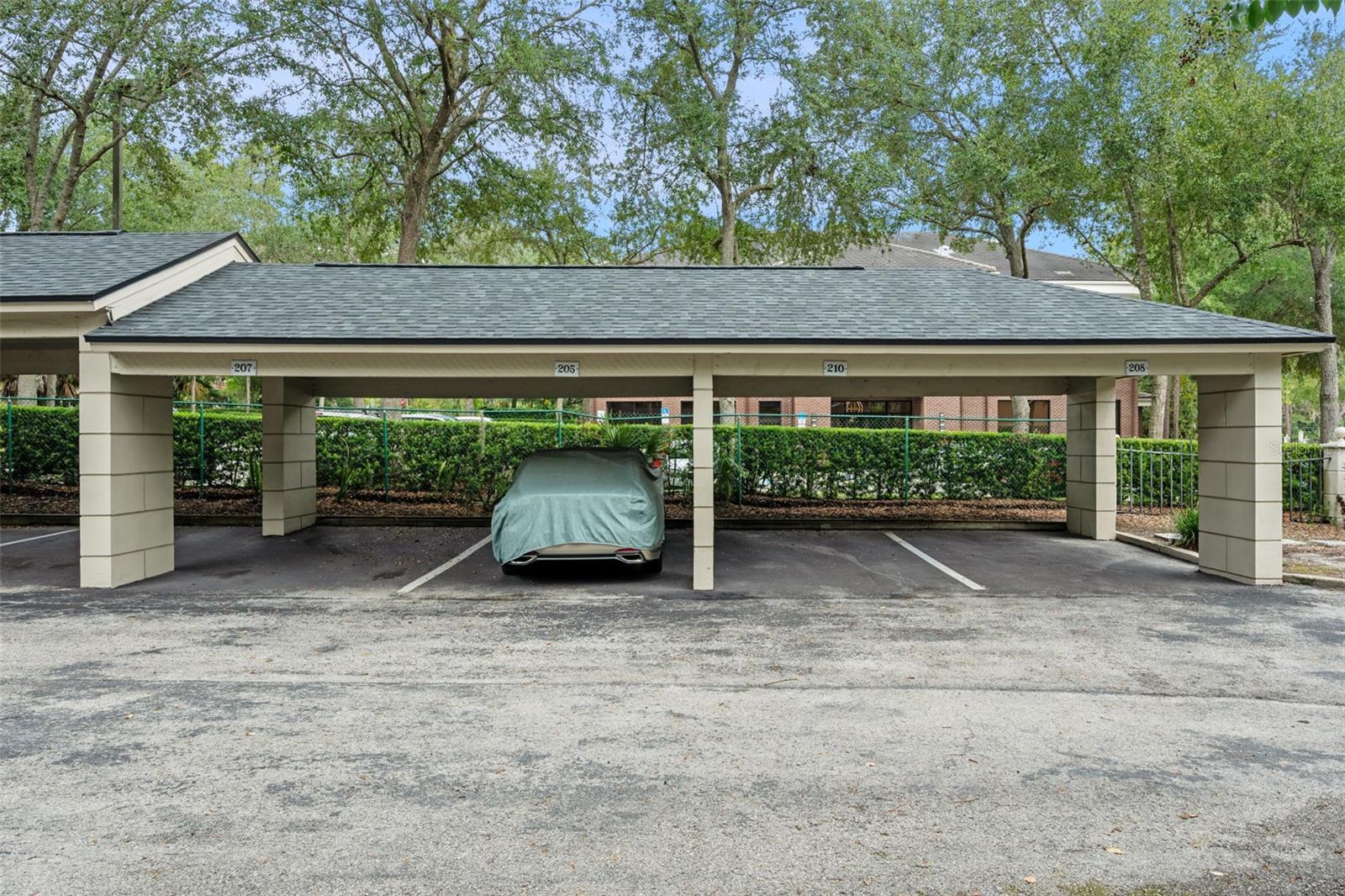 Image 26 of 40 For 1055 Kensington Park Drive 205