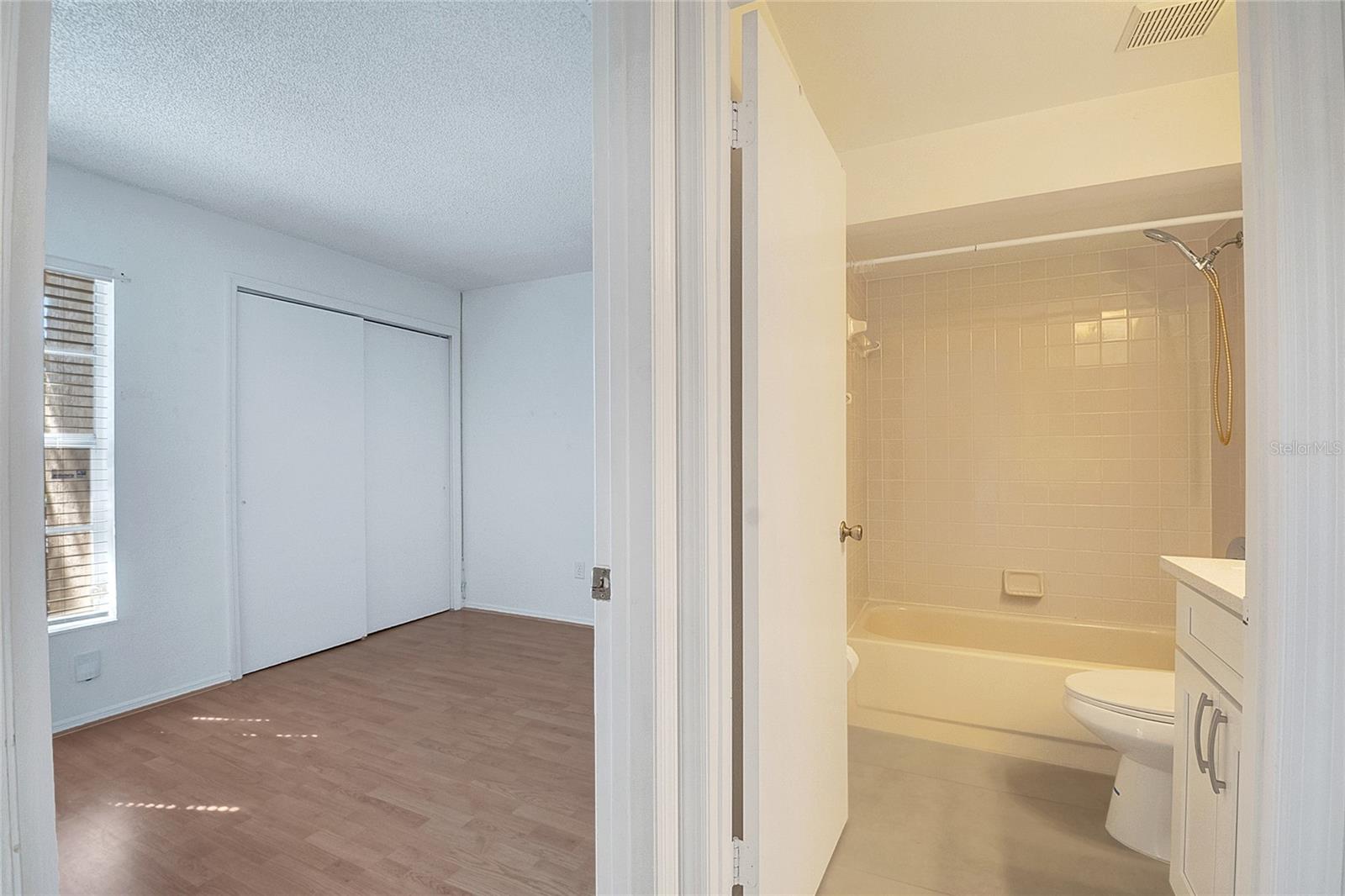 Image 29 of 47 For 1239 Lucaya Circle