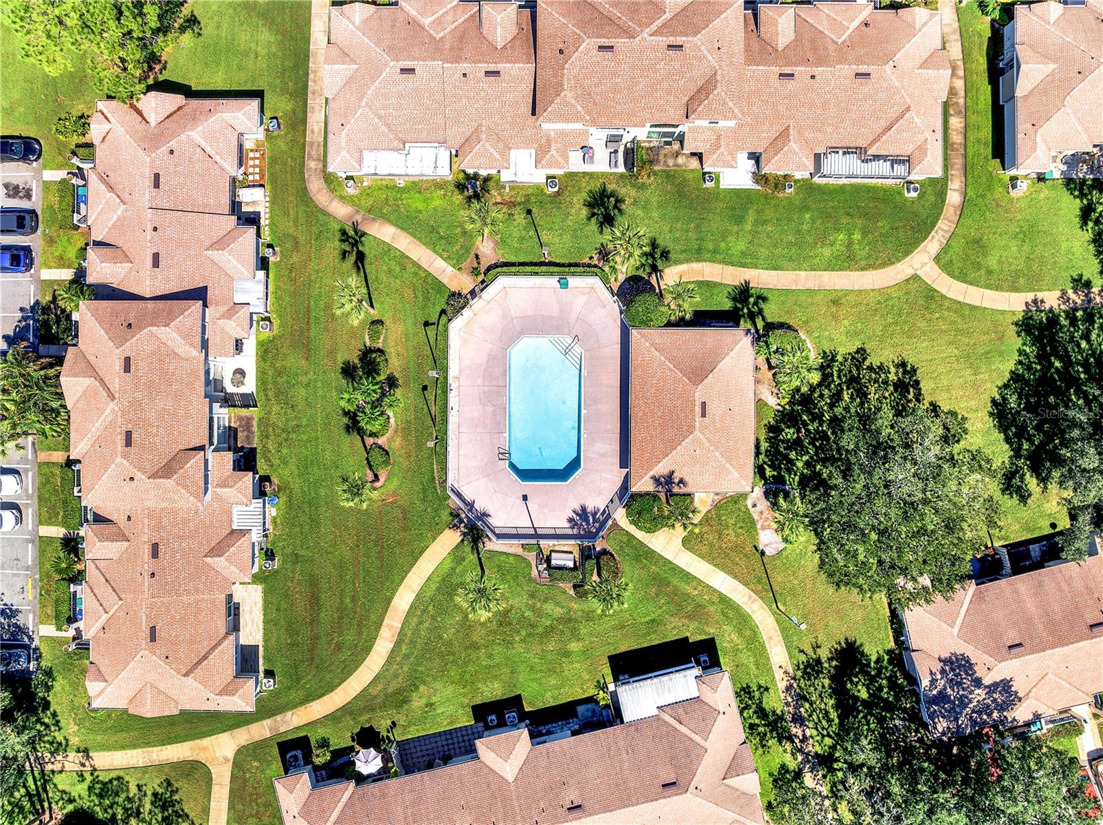 Image 36 of 47 For 1239 Lucaya Circle