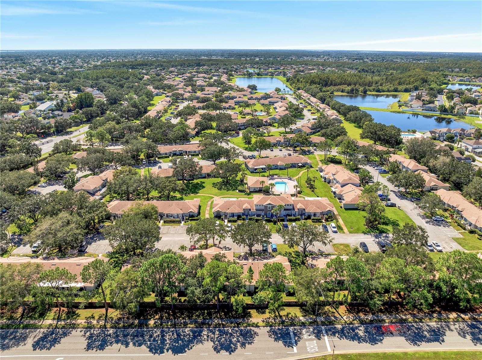 Image 42 of 47 For 1239 Lucaya Circle