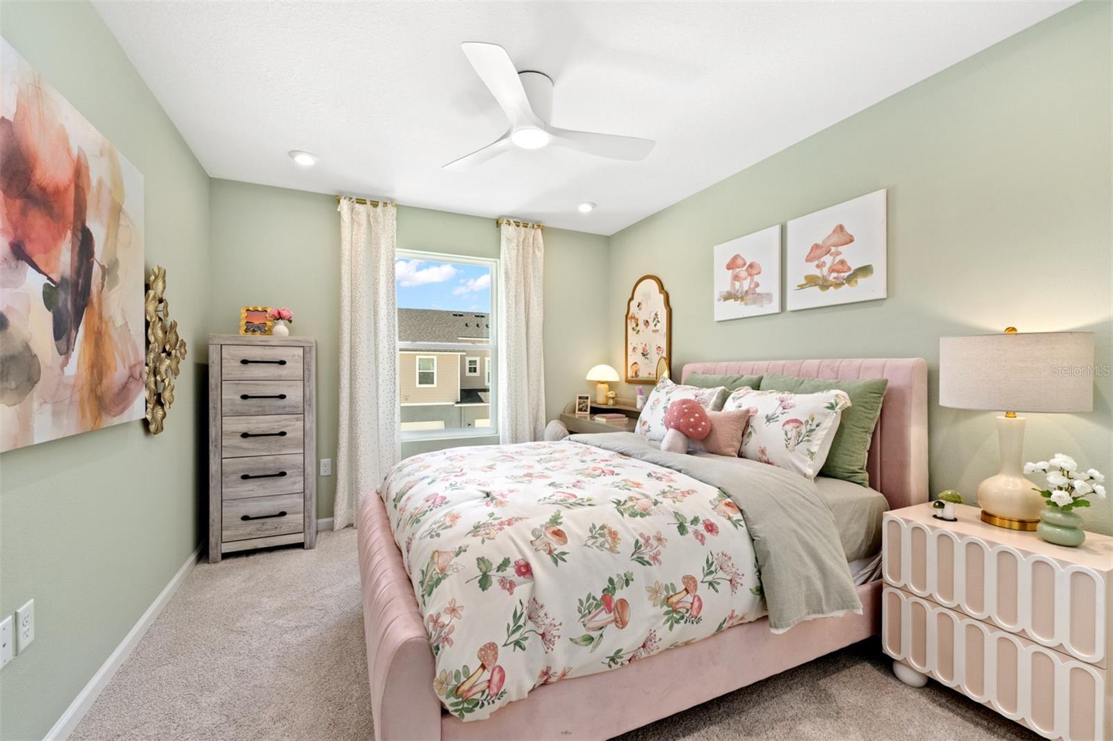 Image 13 of 17 For 3232 Gardenia Reserve Street