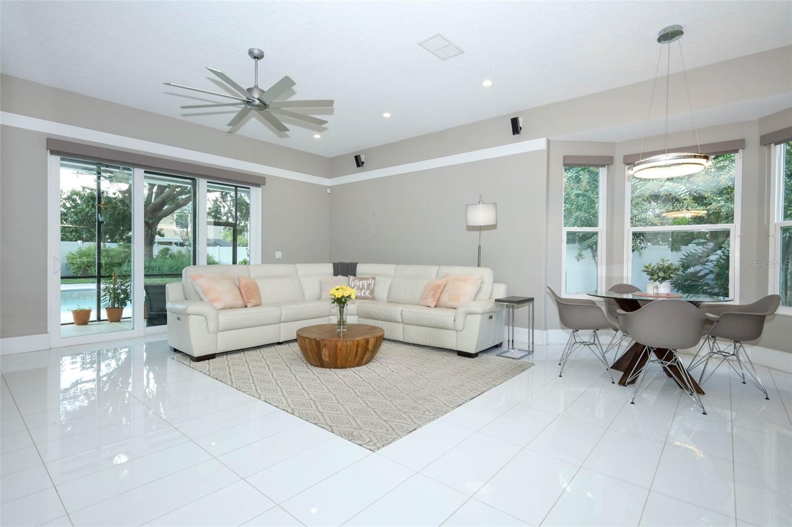 Image 18 of 78 For 17617 Woodfield Hill Court