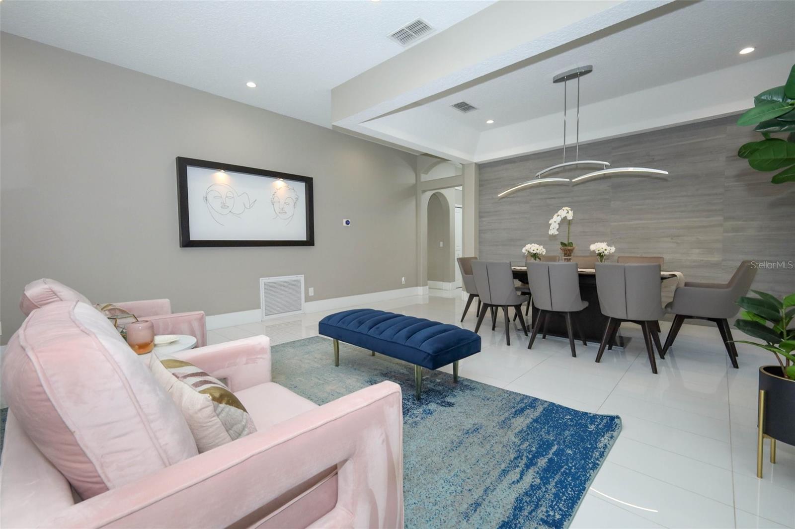 Image 5 of 78 For 17617 Woodfield Hill Court