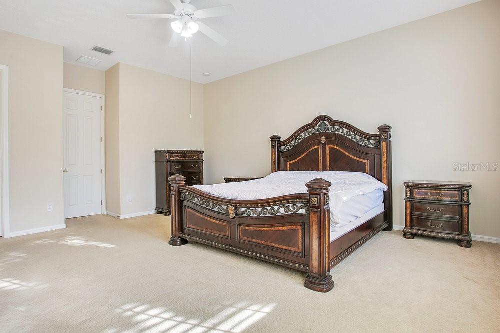 Image 18 of 37 For 856 Spring Oak Circle
