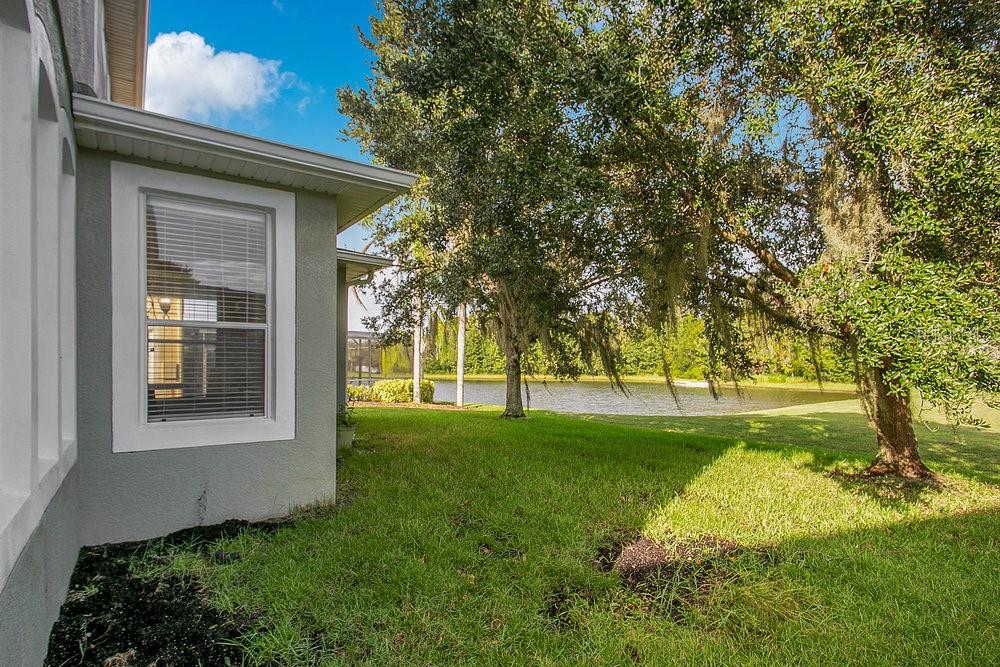 Image 32 of 37 For 856 Spring Oak Circle