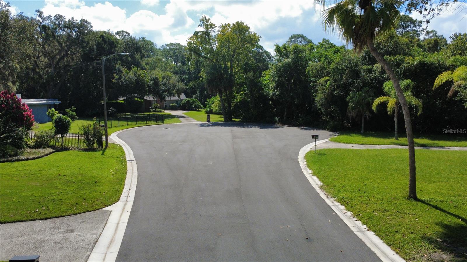 Image 9 of 11 For 2016 Grandview Avenue N