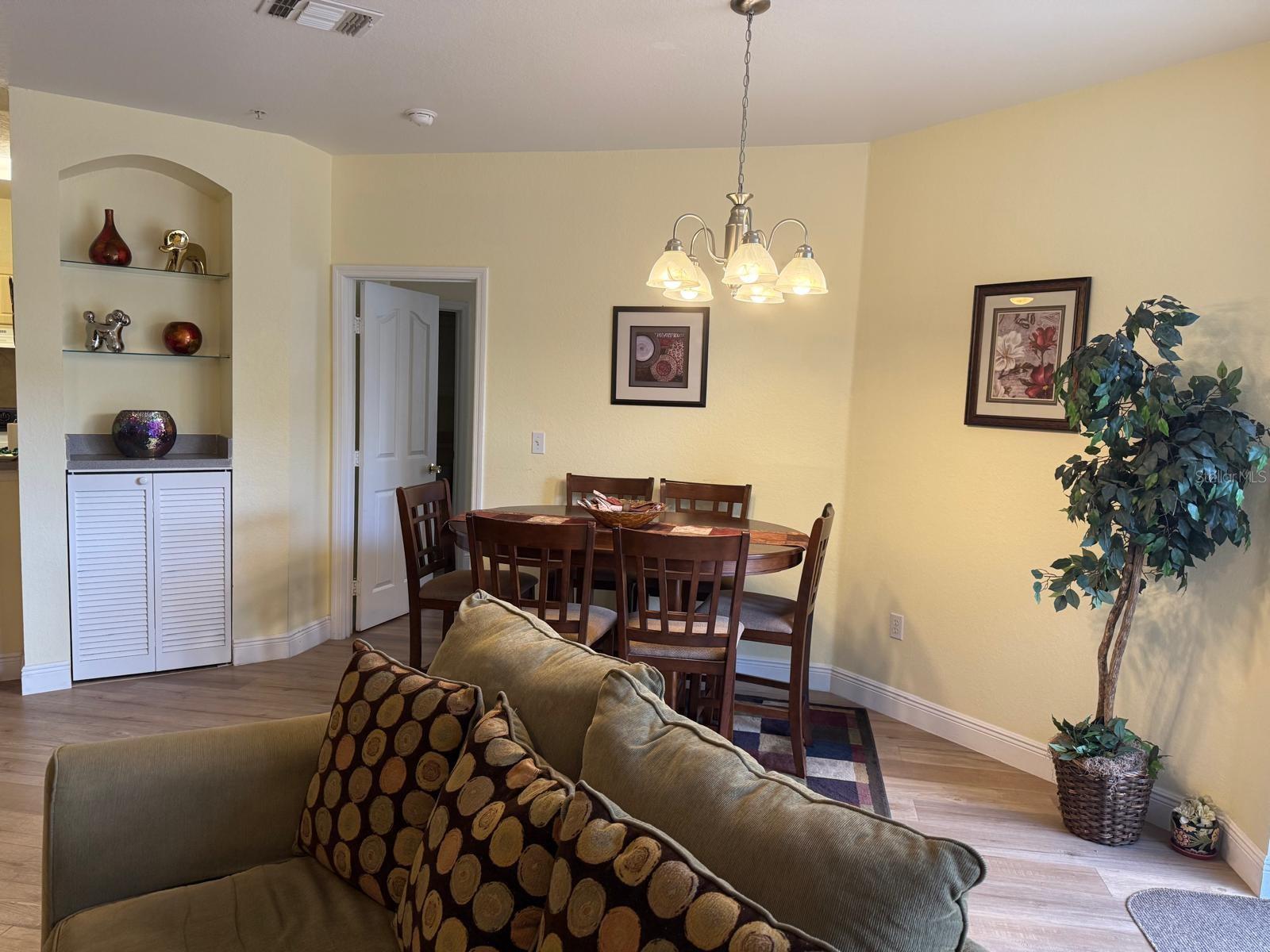 Image 10 of 26 For 8917 Legacy Court 207