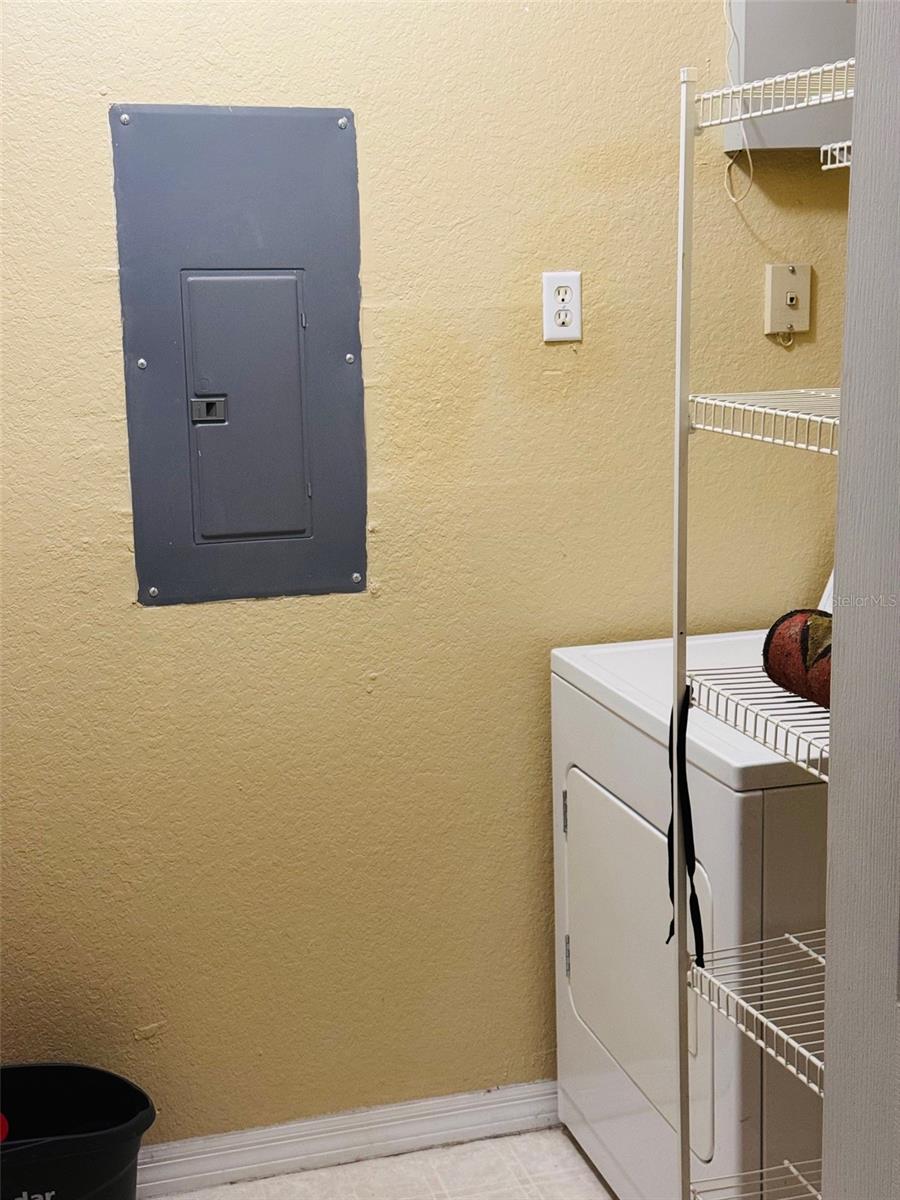 Image 9 of 9 For 8909 Legacy Ct  203