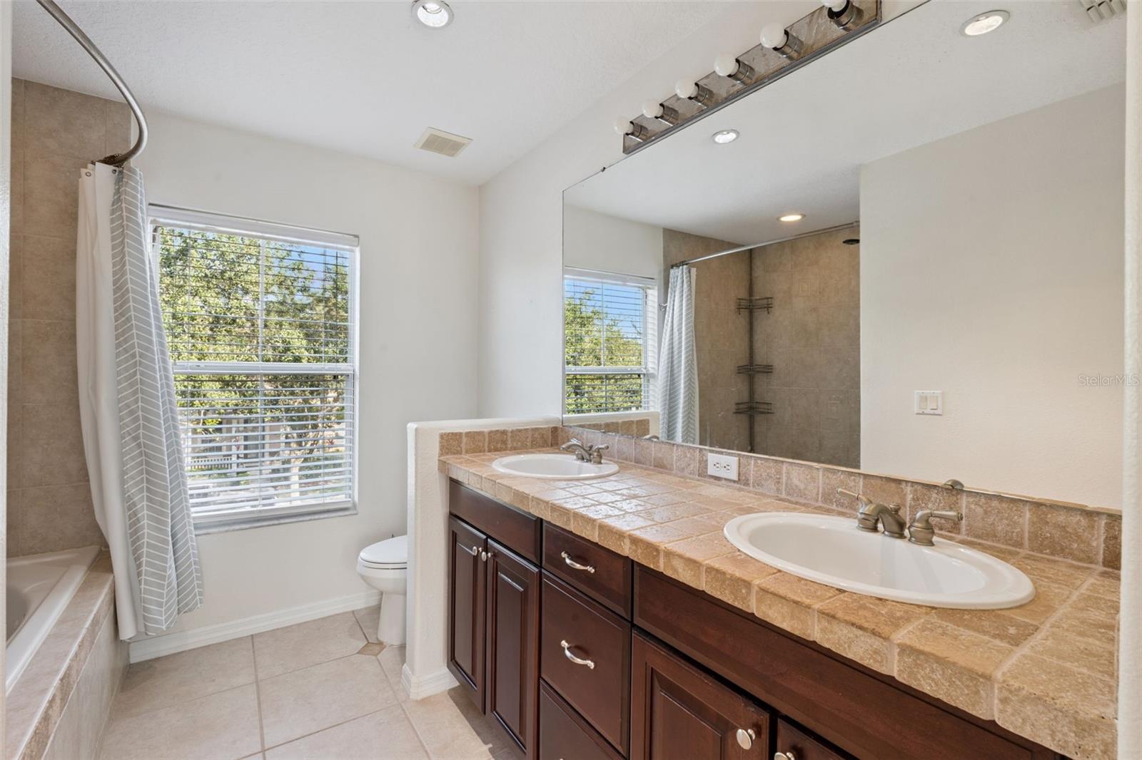 Image 20 of 42 For 14514 Clarkson Drive