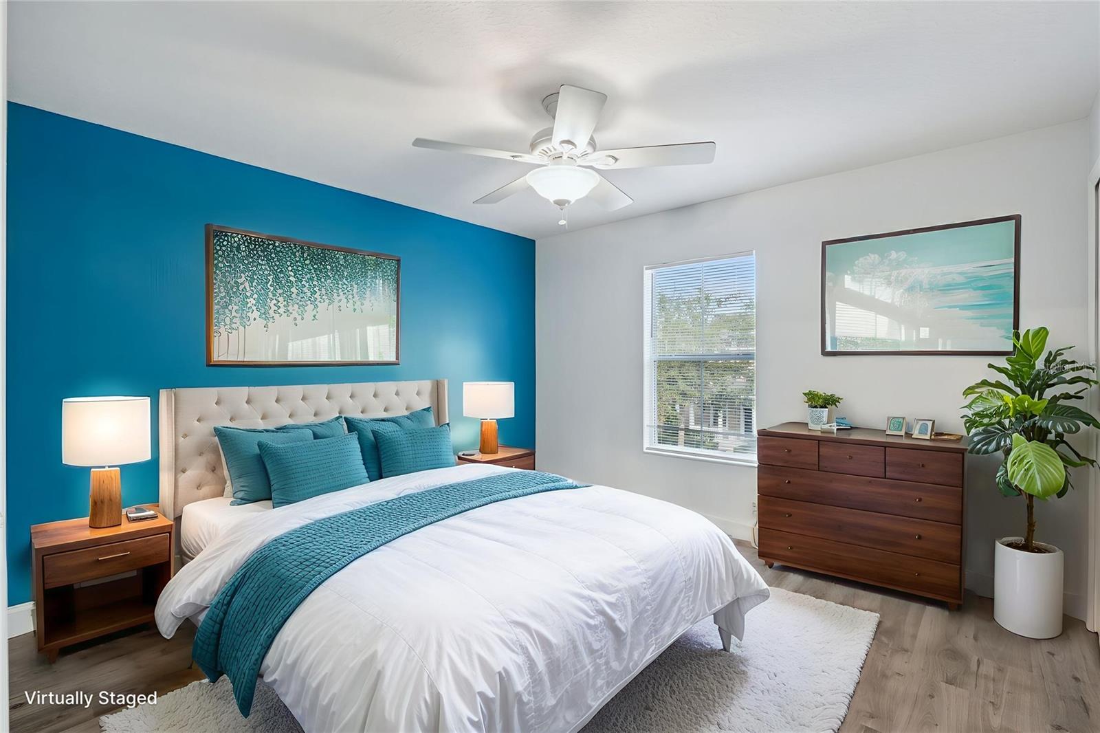 Image 22 of 42 For 14514 Clarkson Drive