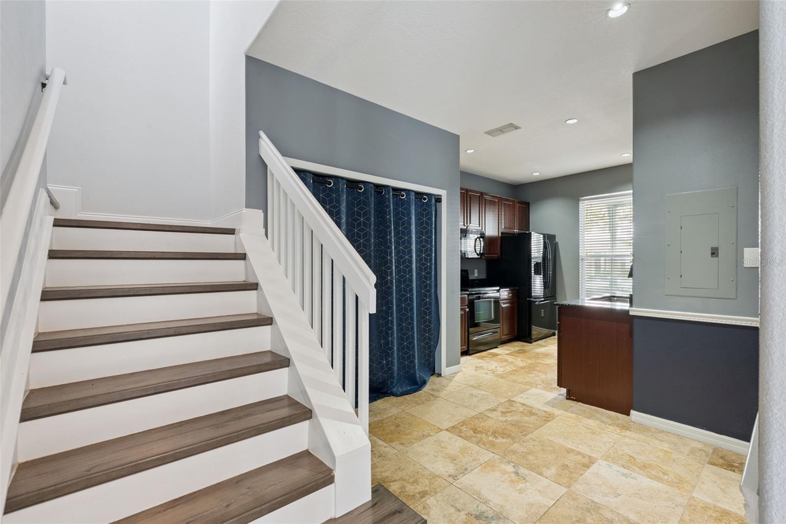 Image 9 of 42 For 14514 Clarkson Drive