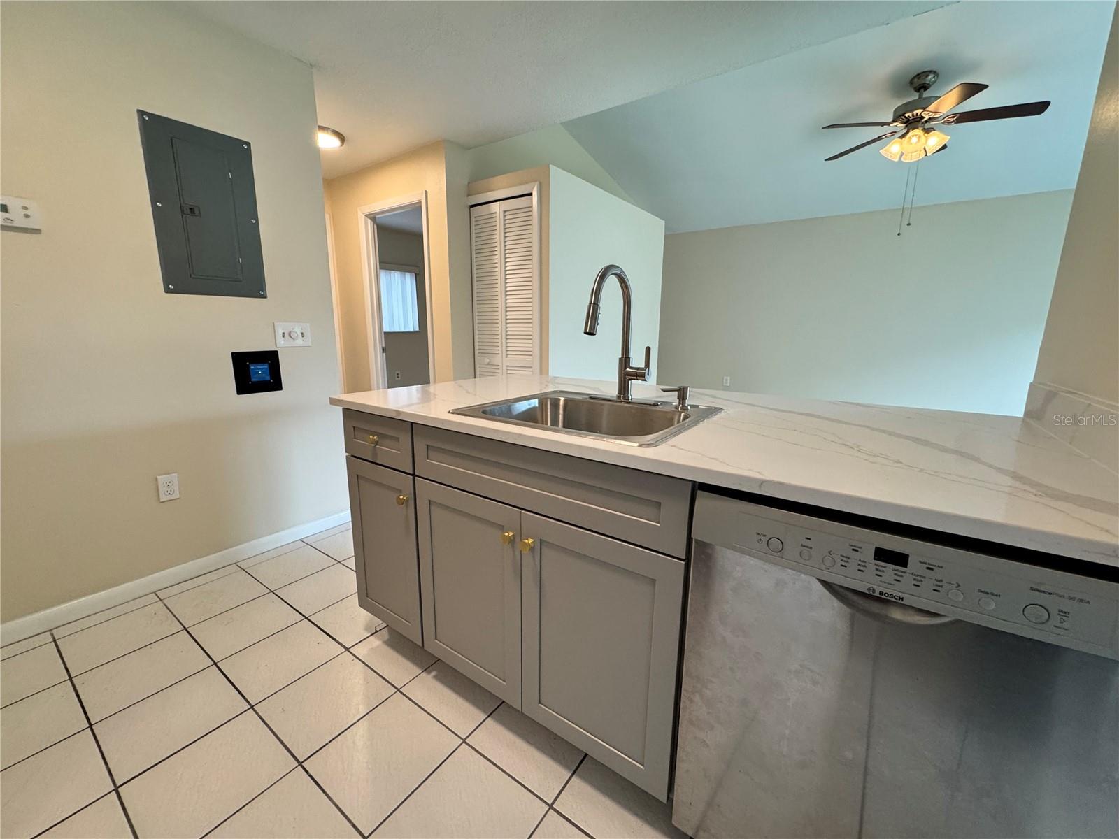 Image 10 of 28 For 4740 Chevy Place 163