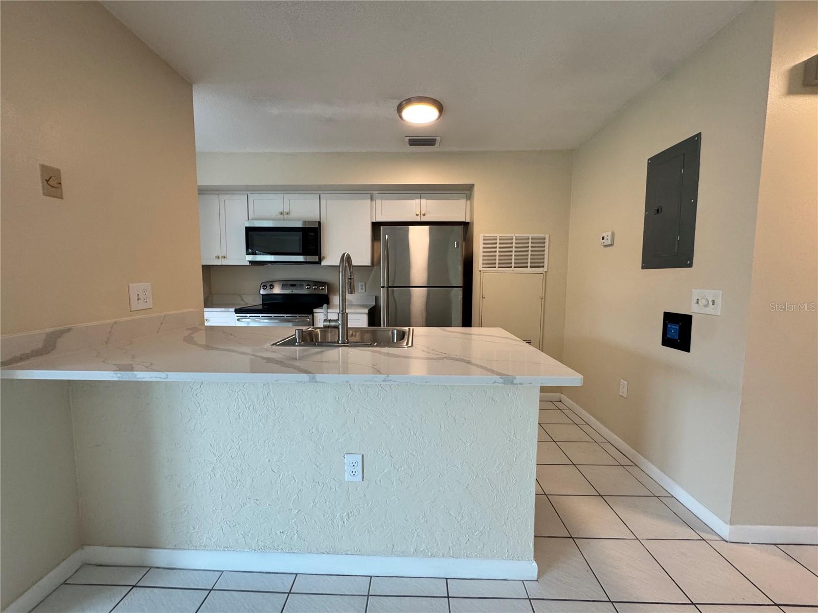 Image 12 of 28 For 4740 Chevy Place 163