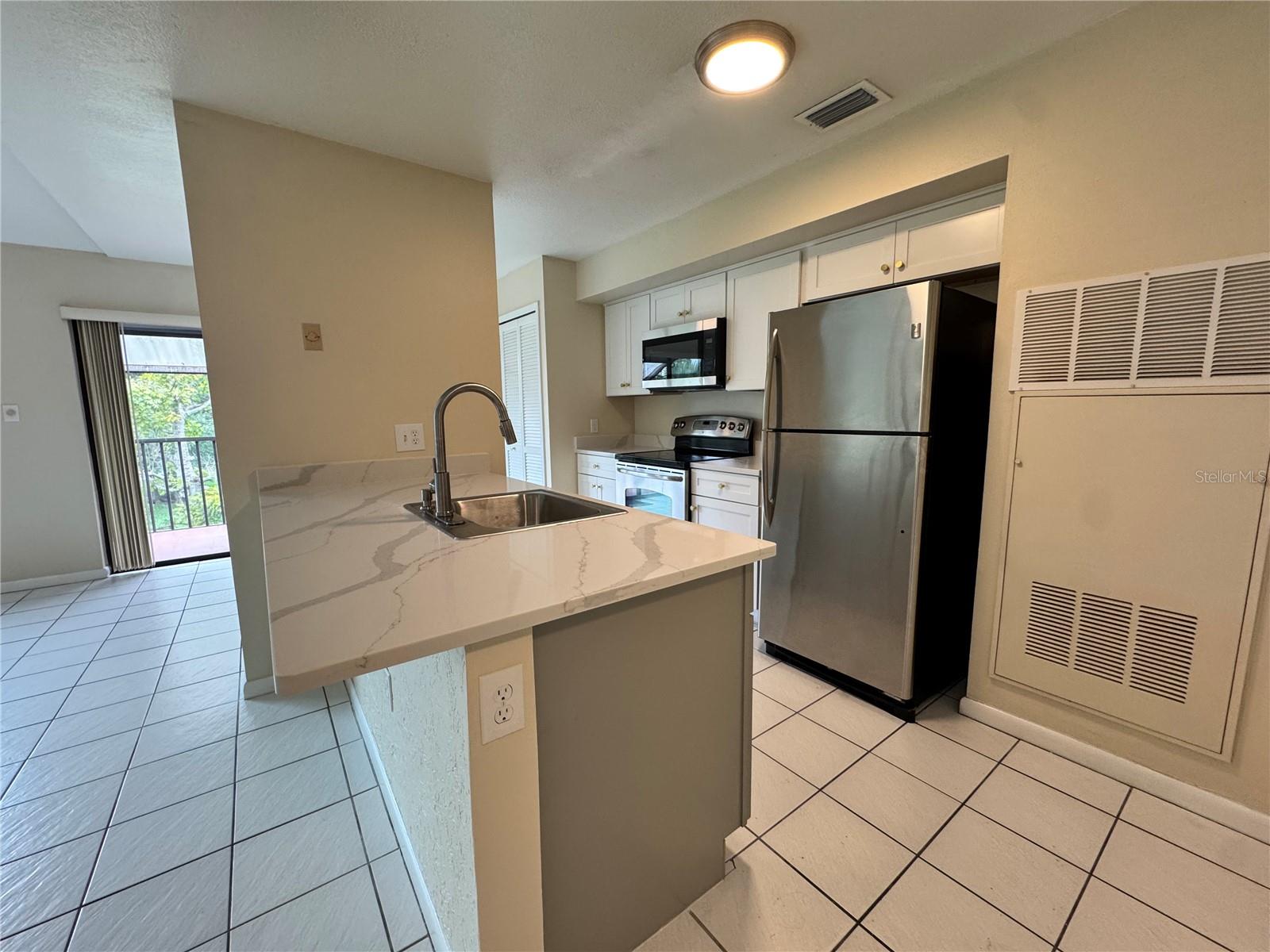 Image 14 of 28 For 4740 Chevy Place 163