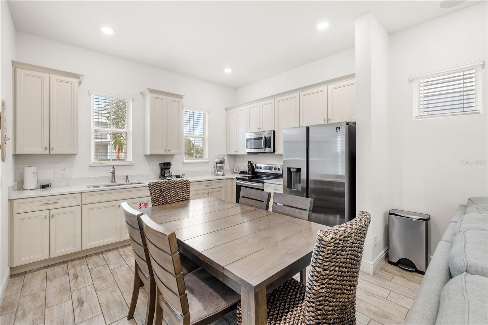 Image 10 of 36 For 8029 Knee Deep Road