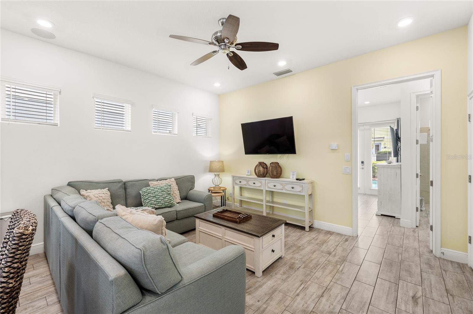 Image 13 of 36 For 8029 Knee Deep Road