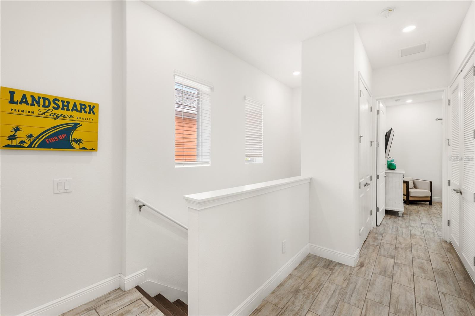 Image 17 of 36 For 8029 Knee Deep Road