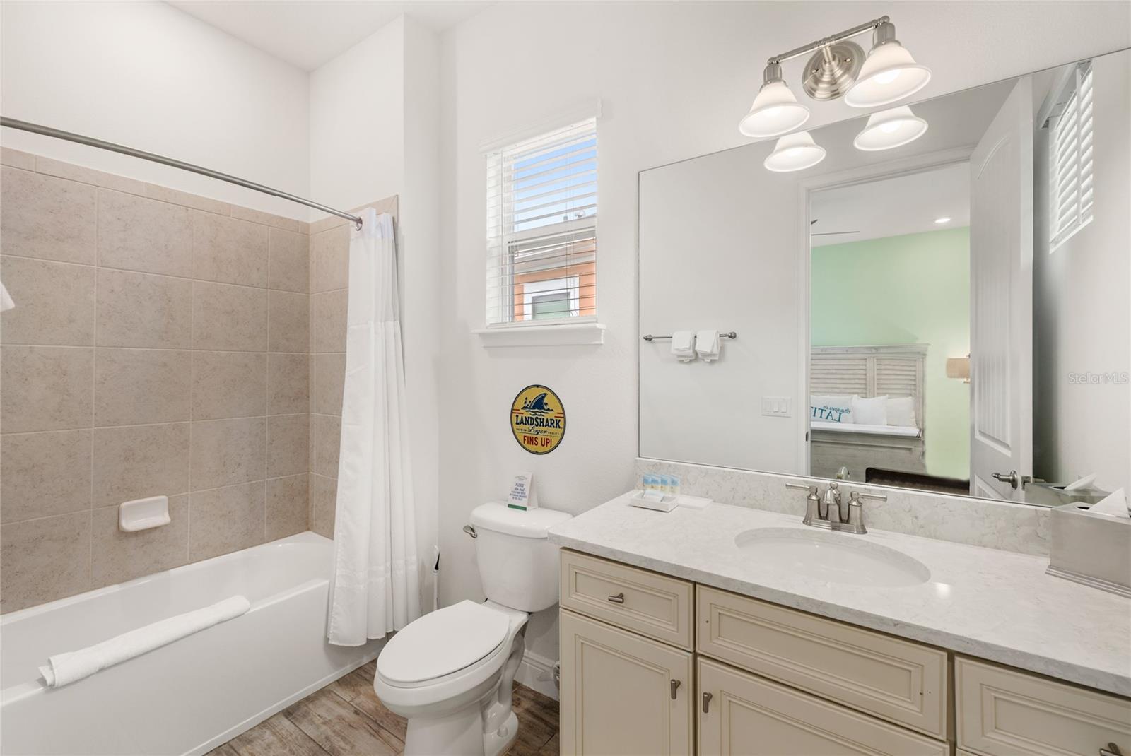 Image 22 of 36 For 8029 Knee Deep Road