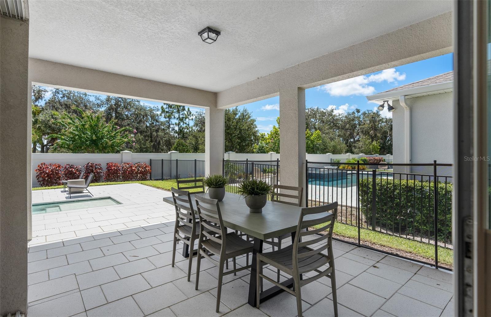 Image 12 of 51 For 6209 Citrus Grove Court